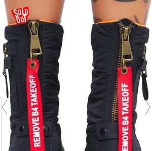 Soldout Poster Girl dollskill flight combat boots